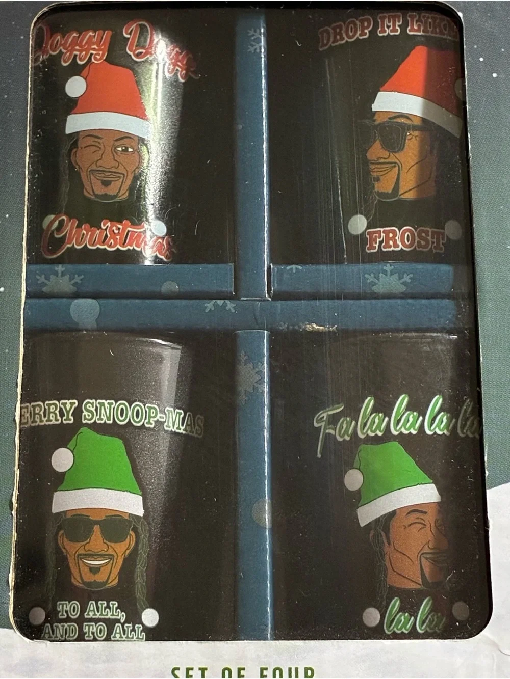 Snoop Dogg Snoop on the Stoop Set Of Four Christmas Shot Glasses 1.8 FL OZ